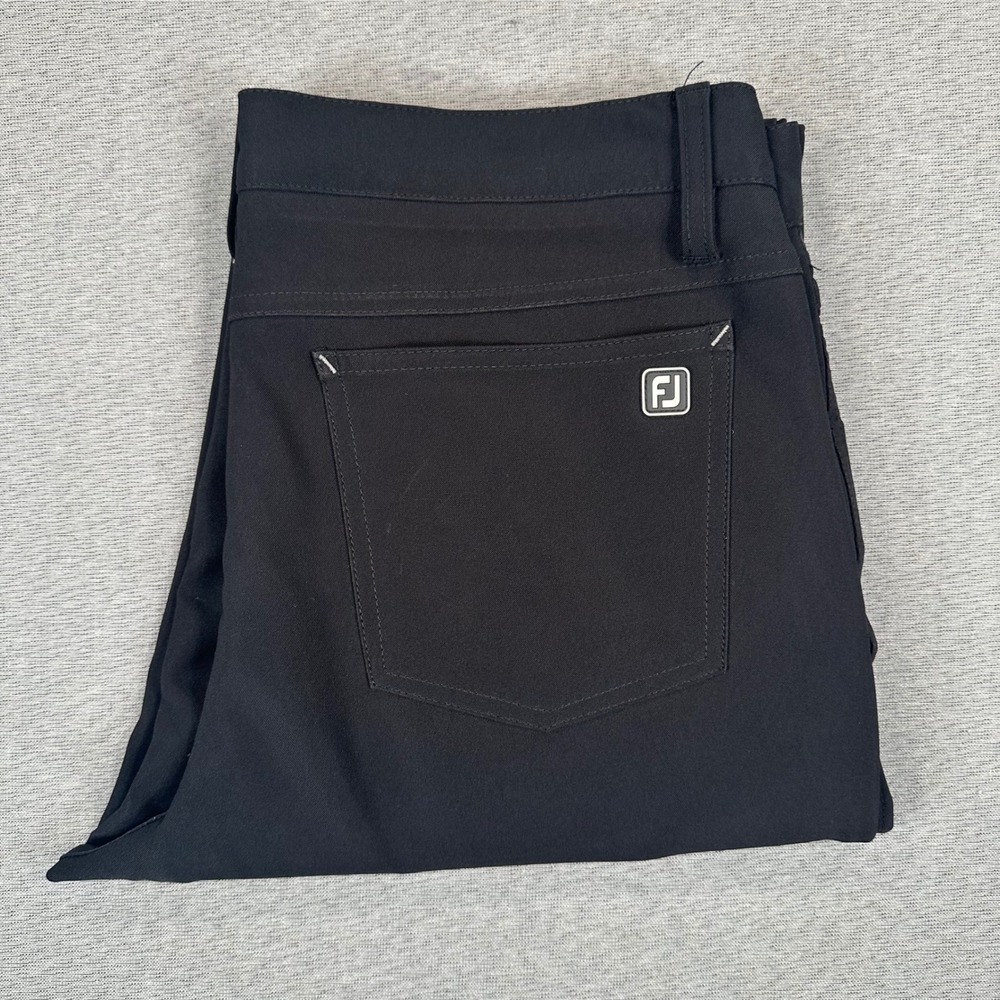 FootJoy Golf Pants Mens 33x32 Black Performance Athletic Fit 5 Pocket 4 Way Flex